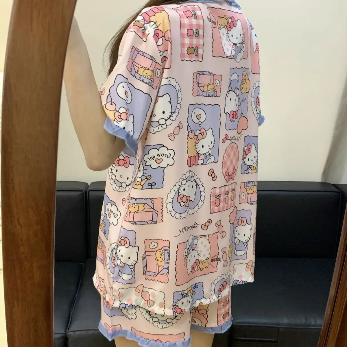 Hello Kitty Women's Spring